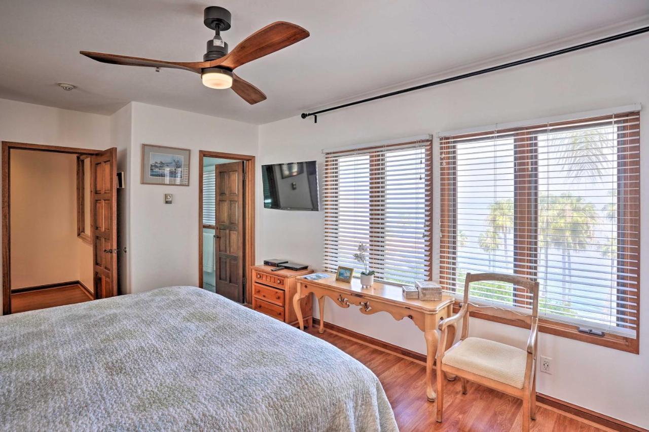 Quiet Avalon Getaway Villa With Ocean View And Balcony Exterior foto
